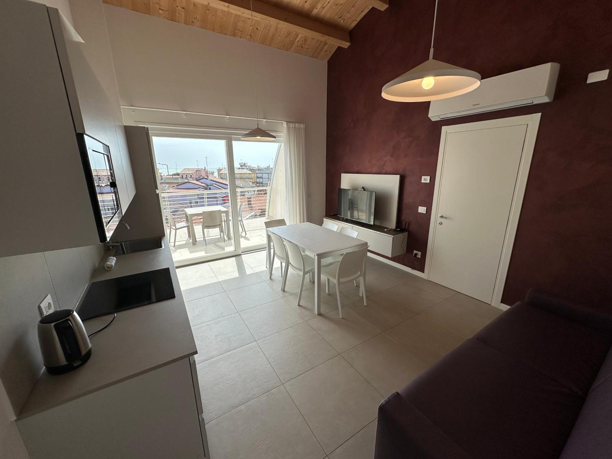 Woody Green Penthouse Sea View - Agenzia Cocal Каорле Екстериор снимка